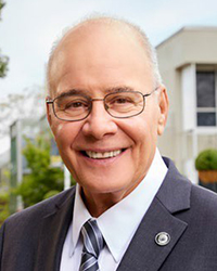 Dr. Harvey Kesselman Headshot