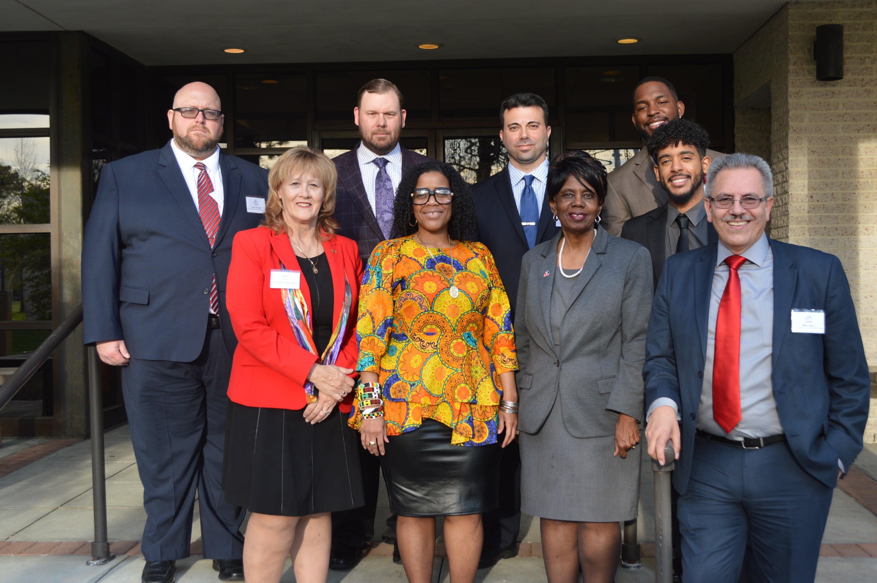 distinguishedalumni-2019groupphoto.jpg