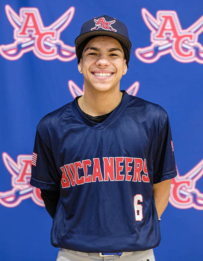 Josue Cuadrado headshot headshot