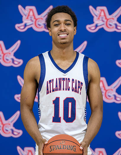 Logan Sparks headshot headshot