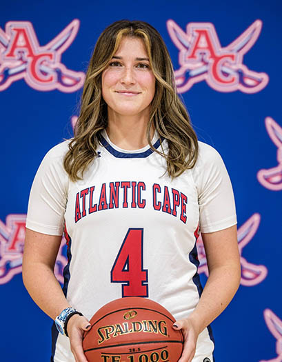 Angelina Bell Headshot headshot