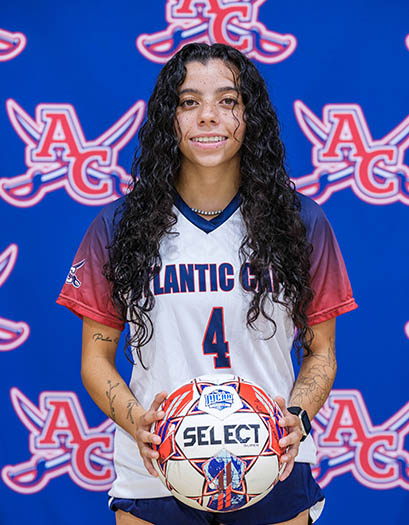 Suvea Colon Headshot headshot