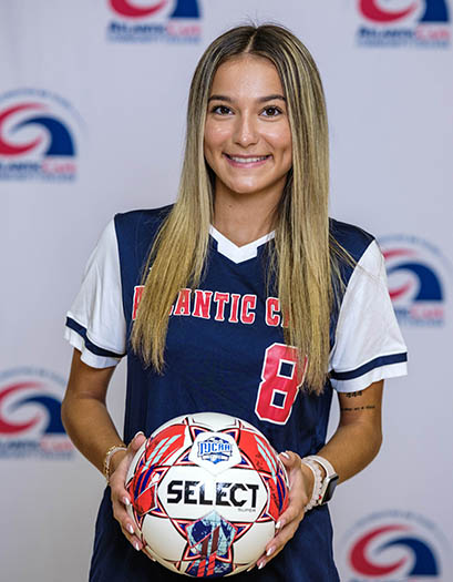 Malina Becker headshot