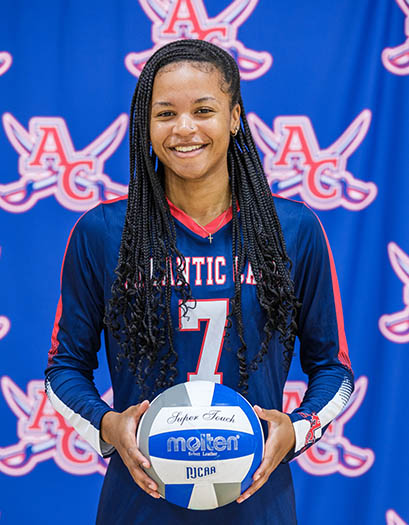 Rainelle Blocker Headshot headshot