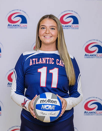 Gianna Cox  headshot