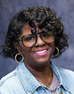 Alonna Brown 