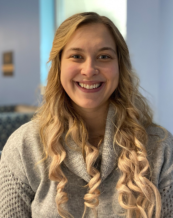 Megan Kazier headshot