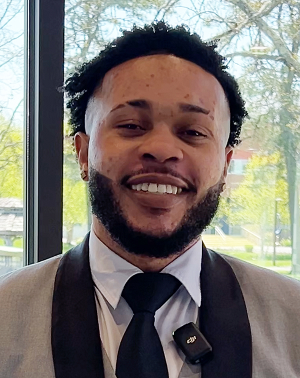 Clive Morgan headshot