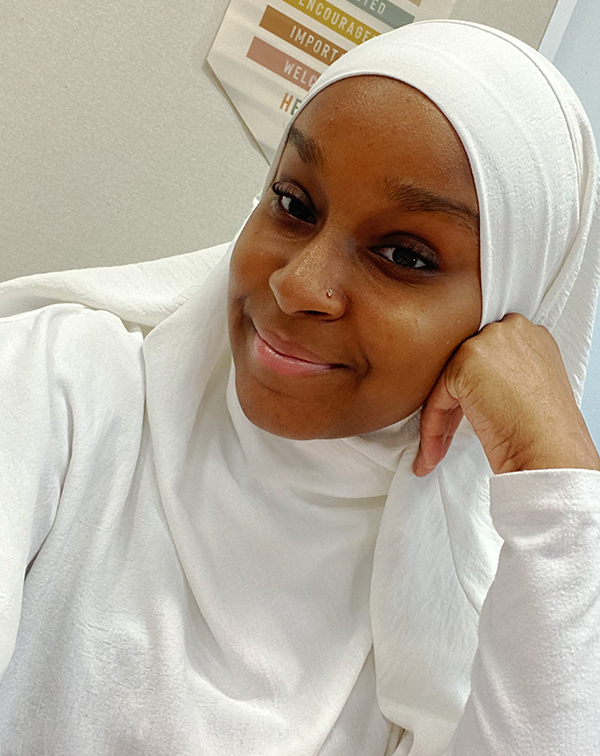 Haniyah Bey headshot