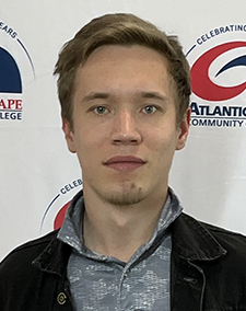 Roman Segov headshot