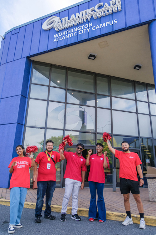 Student at the Atlantic Cape Atlantic City campus welcoming new students.