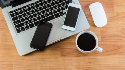 picture of computer and coffee