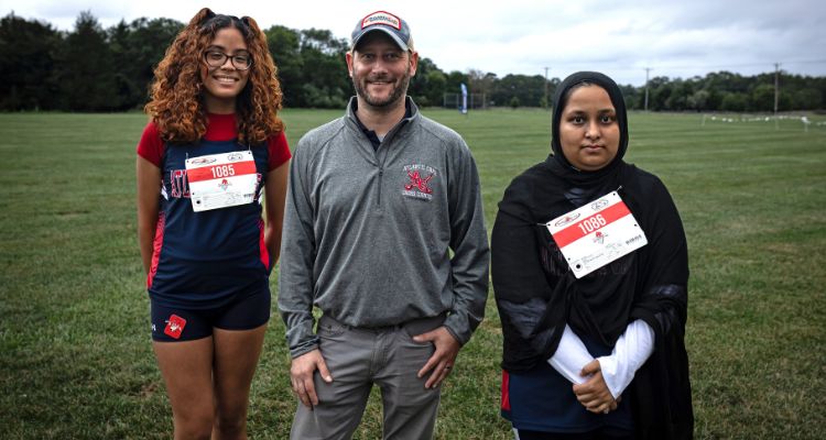 Atlantic Cape 2024 Women's Cross Country team